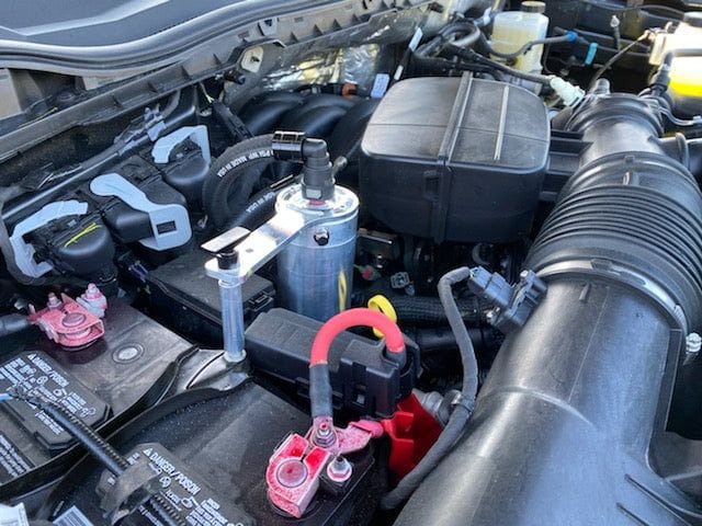 Plug N Play™ Single Valve Oil Catch Can with CSS (fits 2020-2022 Ford F250 7.3 Gas) UPR