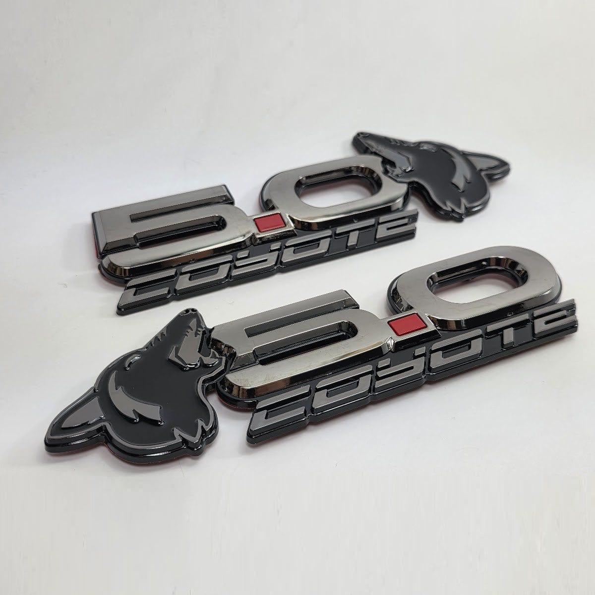 Howling Coyote 5.0 Fender Emblems (fits 15-24 Mustang) (7.75" x 2.75" x .250") VA 2-296-717