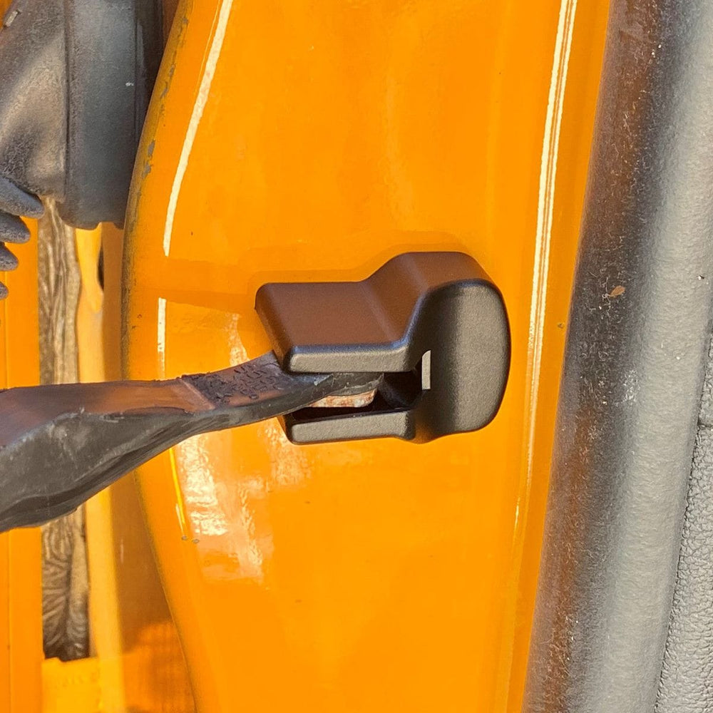 Door Hinge Cover Set (fits 15-23 Mustang) UPR