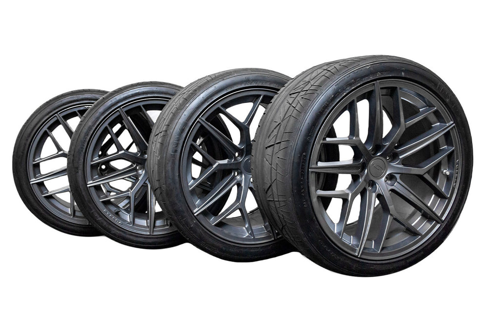 Steeda Mustang Trident Gloss Titanium Staggered Wheel & Tire Package